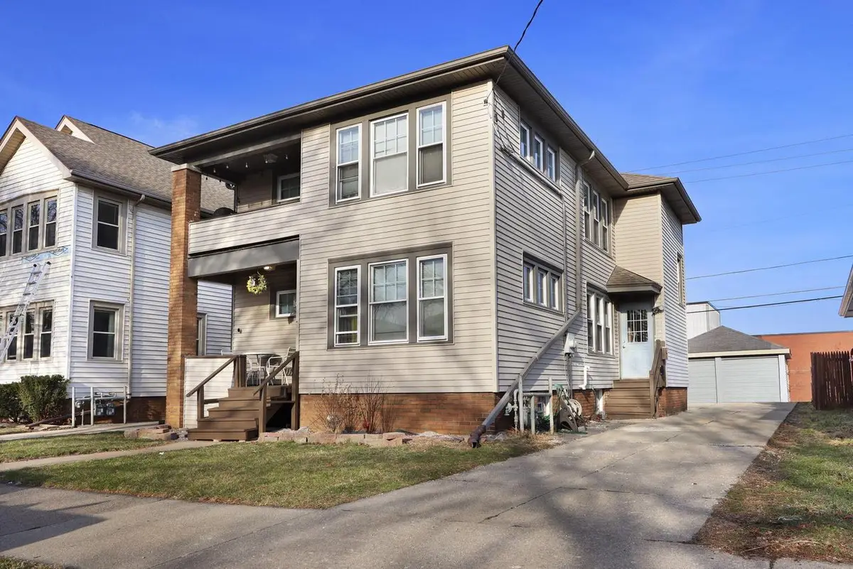 2207/2209 Blake AVENUE, Racine, WI 53404 - #1