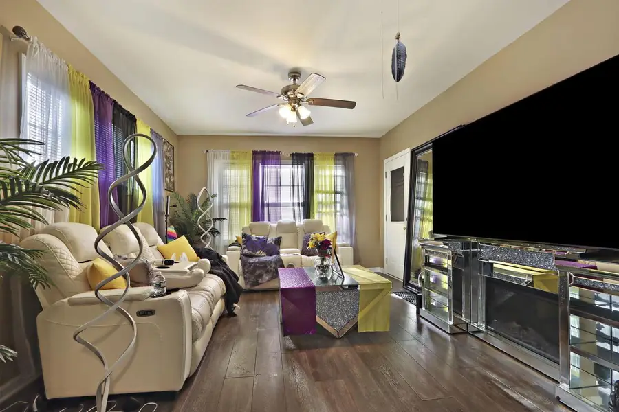 2207/2209 Blake AVENUE, Racine, WI 53404 - #2