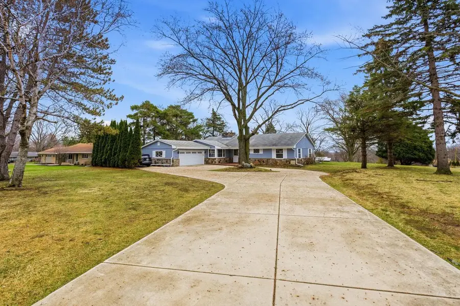 18635 Benington DRIVE, Brookfield, WI 53045 - #2