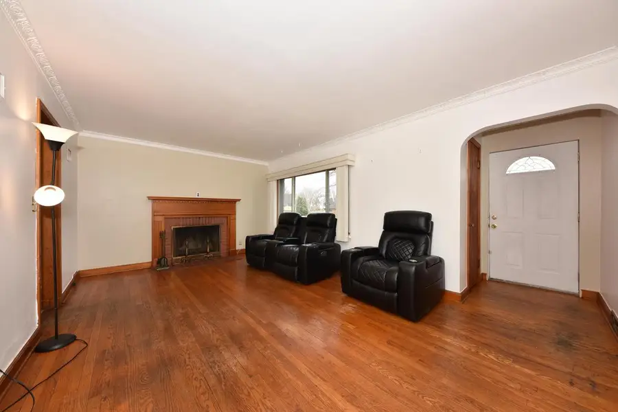 7262 W Medford AVENUE, Milwaukee, WI 53218 - #3