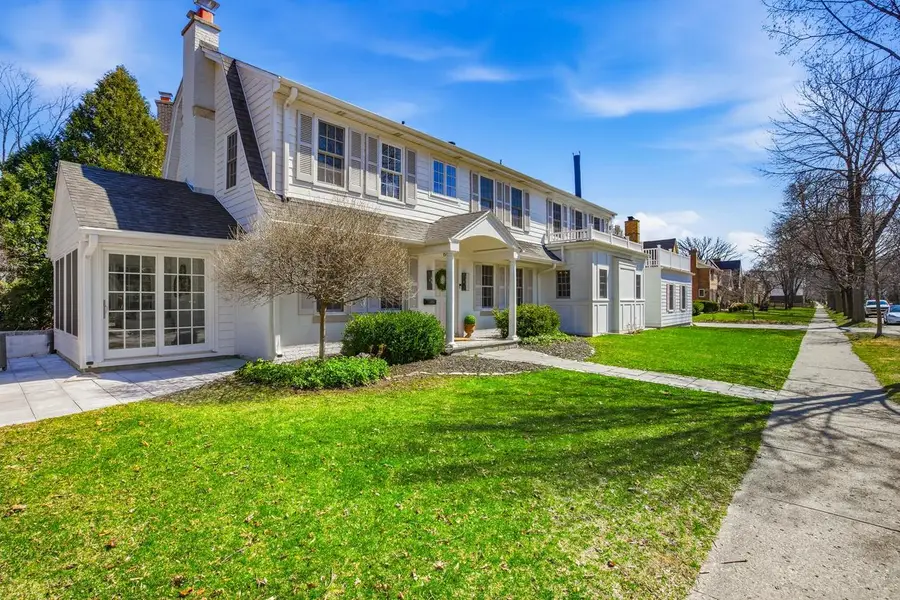 601 E Lexington BOULEVARD, Whitefish Bay, WI 53217 - #3