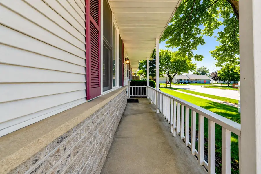 9617 Grayce DRIVE, Sturtevant, WI 53177 - #3