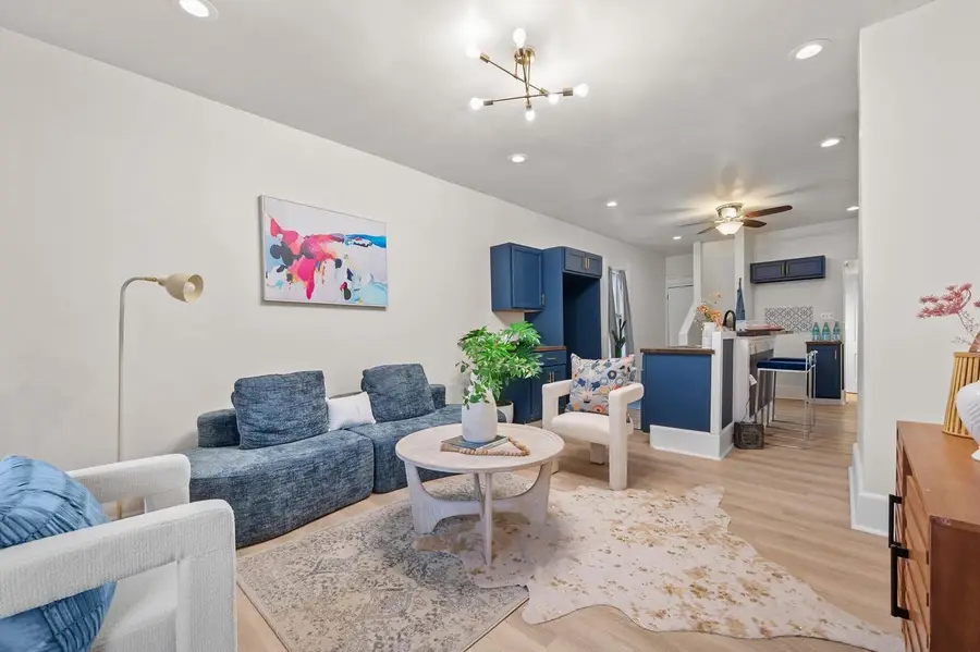 2873 N Dr William Finlayson STREET, Milwaukee, WI 53212 - #3