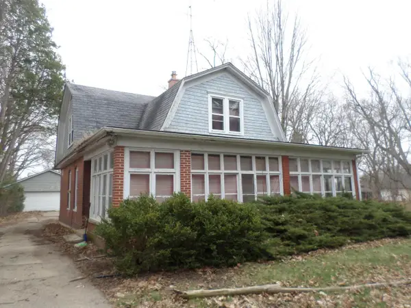 8301 104th AVENUE, Pleasant Prairie, WI 53158