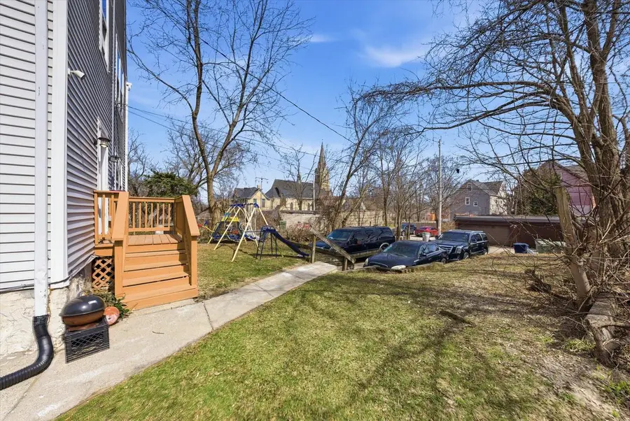 2338 N Dr William Finlayson STREET #2340, Milwaukee, WI 53212 - #3