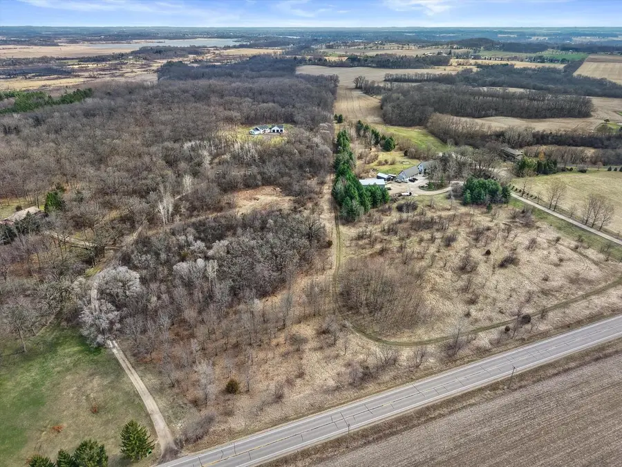 5341 NORTHWEST HIGHWAY, Waterford, WI 53185 - #3