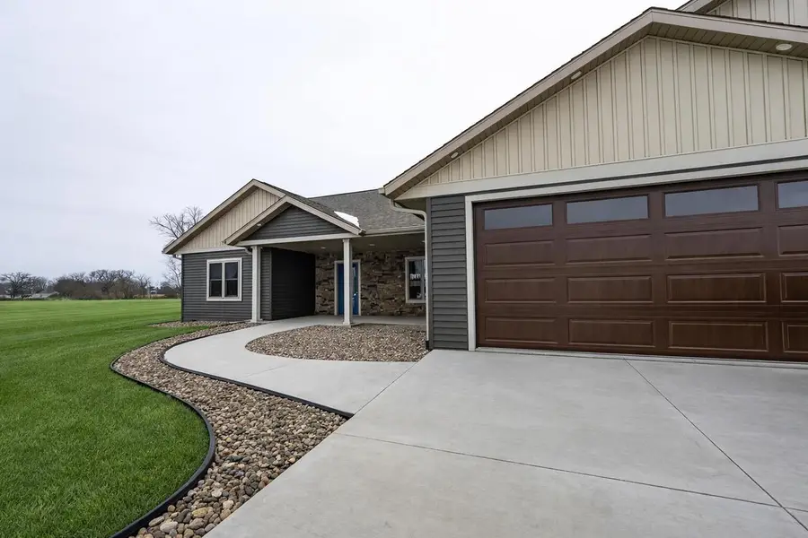 W24362 Fairway DRIVE, Trempealeau, WI 54661 - #2