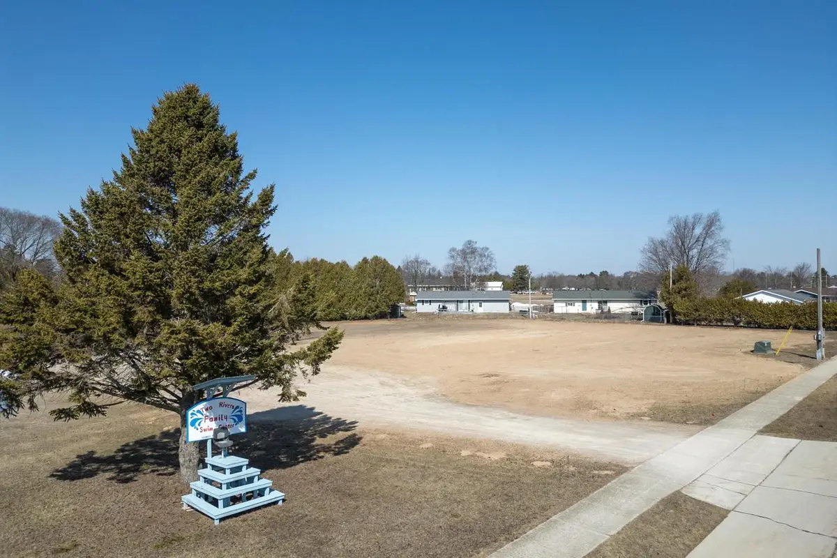 3612 BELLEVUE PLACE, Two Rivers, WI 54241 - #1