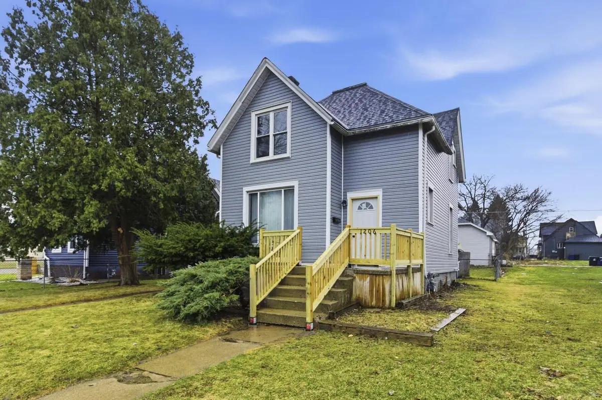 1206 Carlisle AVENUE, Racine, WI 53404 - #1