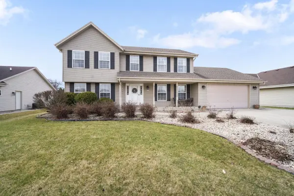 4113 Whispering Ridge PASS, Franklin, WI 53132