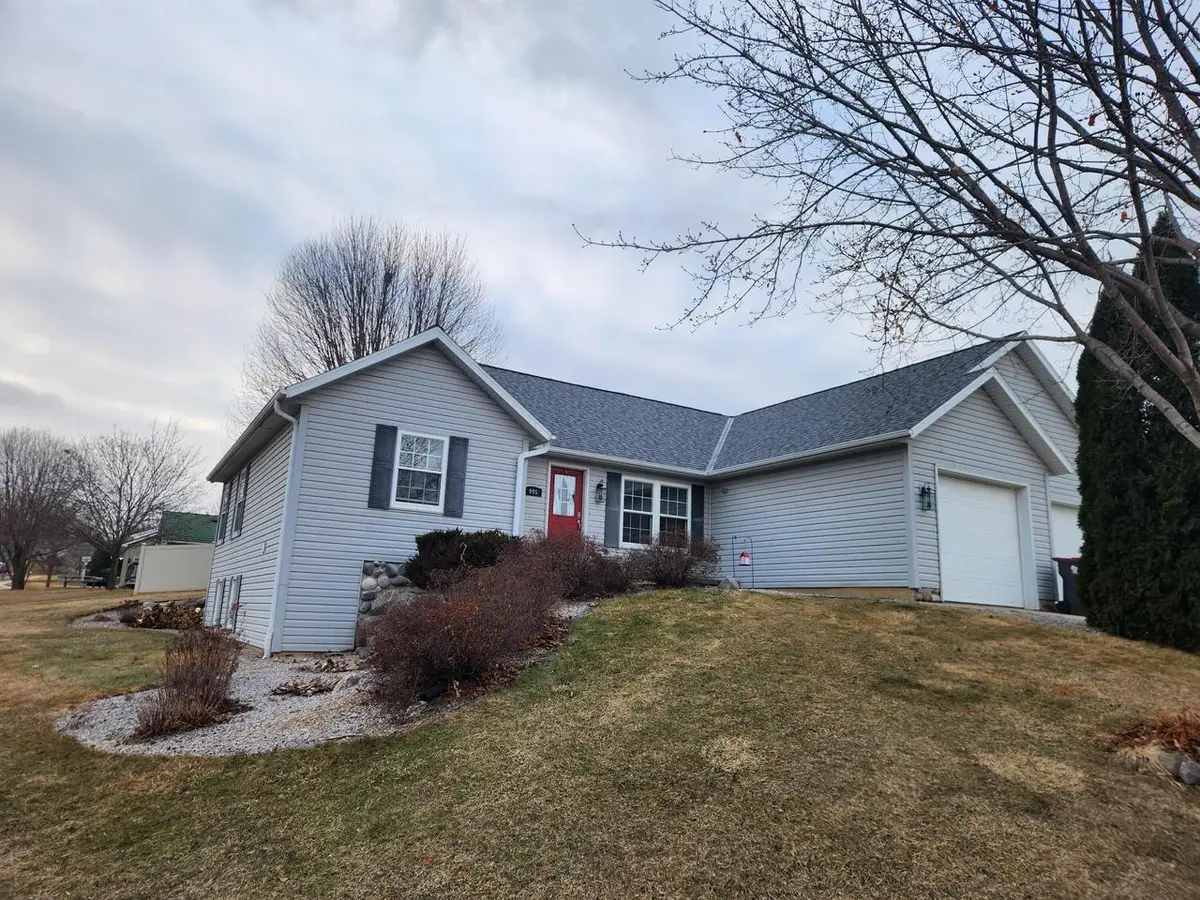 995 Lexington WAY, Waterloo, WI 53594 - #1