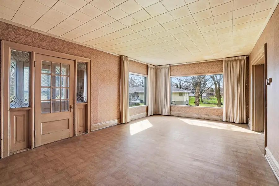 4055 S 103rd STREET, Greenfield, WI 53228 - #3