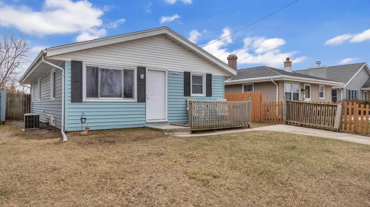 1417 Macarther AVENUE, Sheboygan, WI 53083 - #1