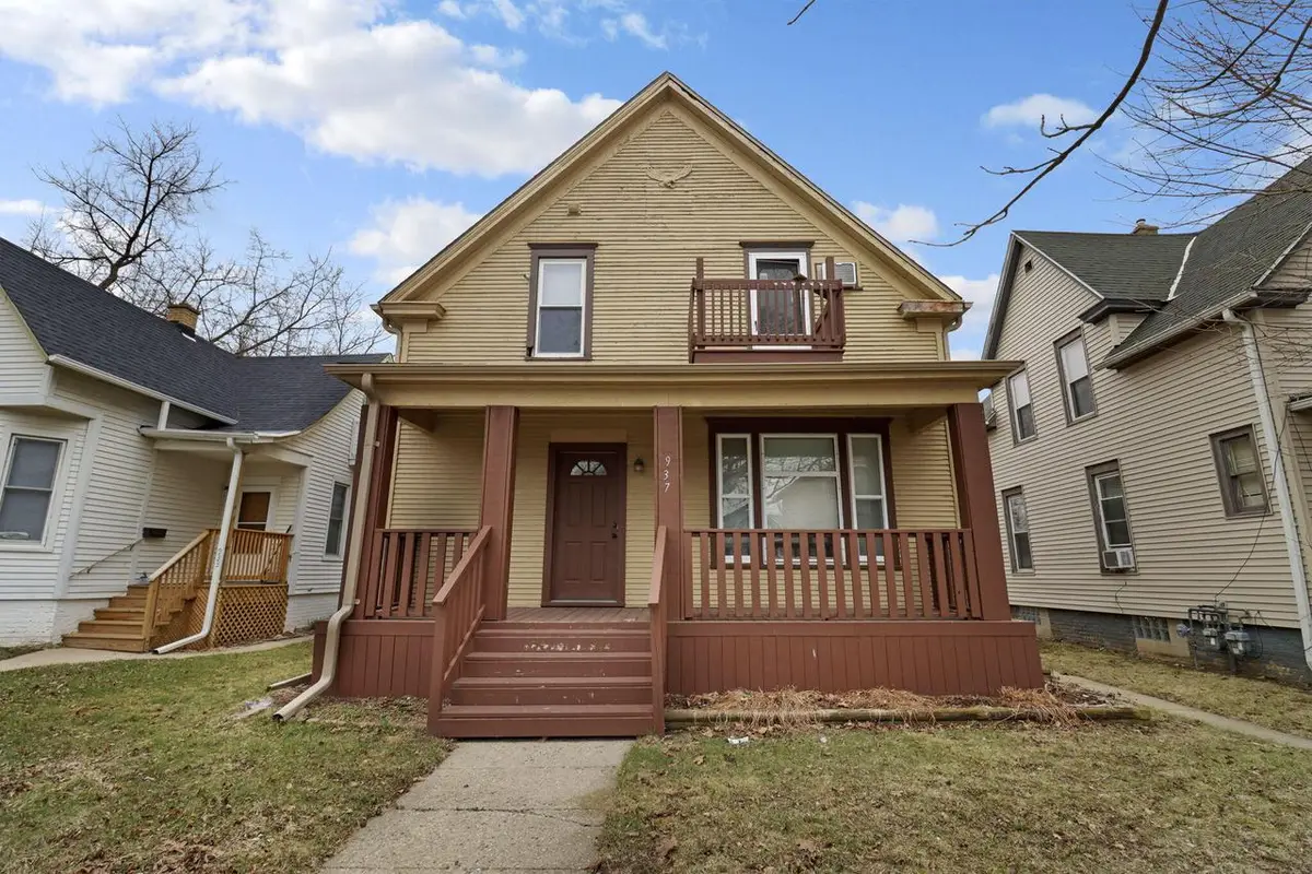 937 Grove AVENUE, Racine, WI 53405 - #1