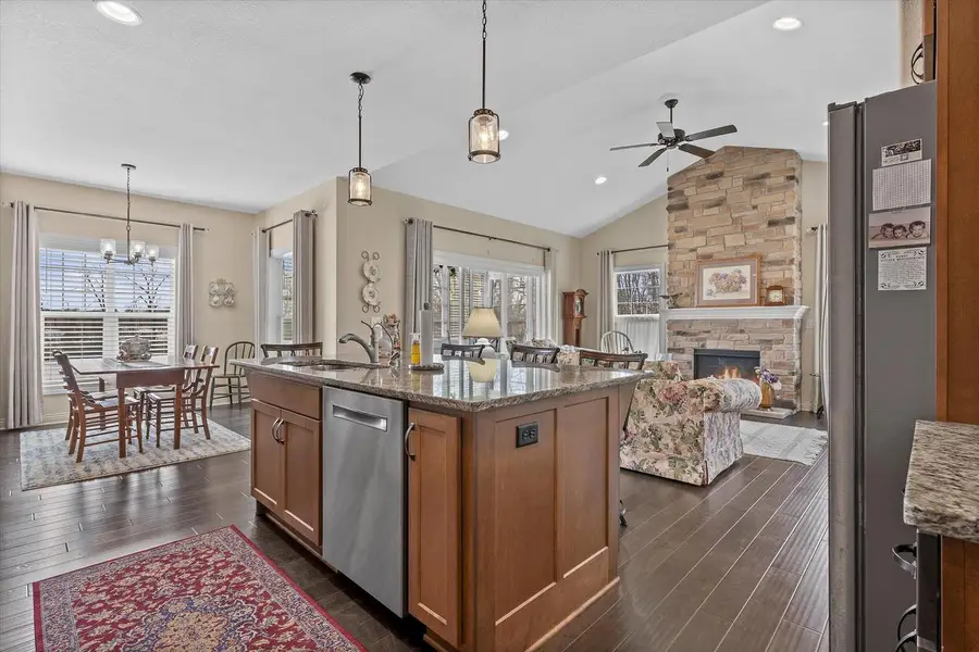 17955 Ashlea DRIVE #10, Brookfield, WI 53045 - #3