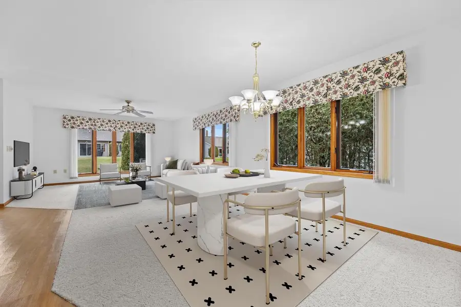 409 Hartford SQUARE, Hartford, WI 53027 - #3