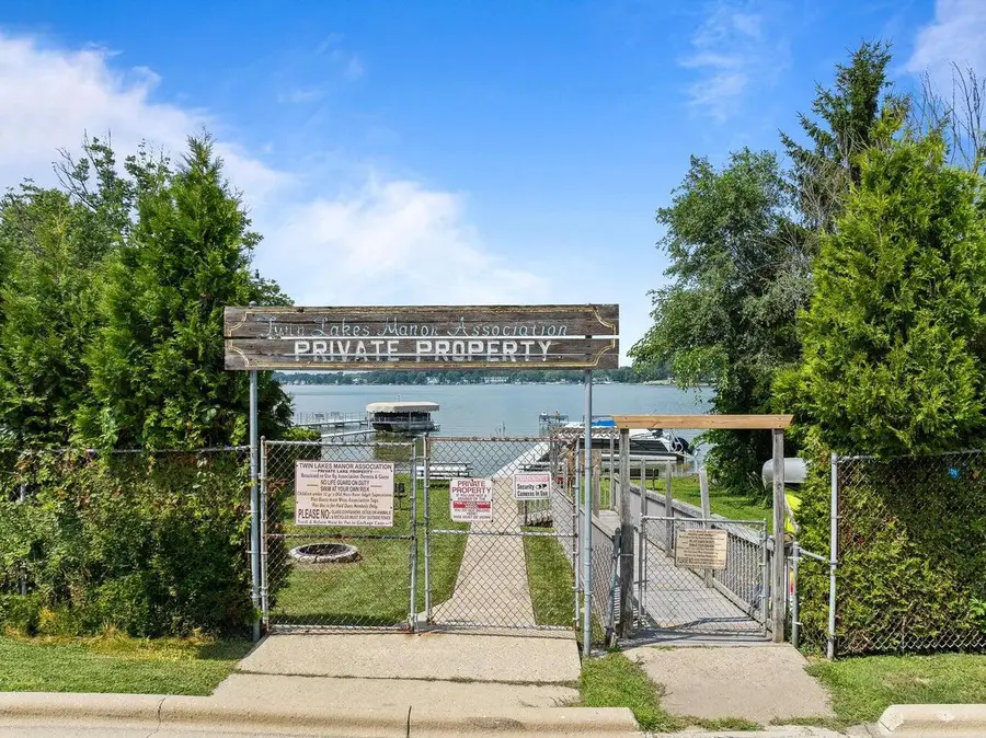 800 Lake STREET, Twin Lakes, WI 53181 - #3