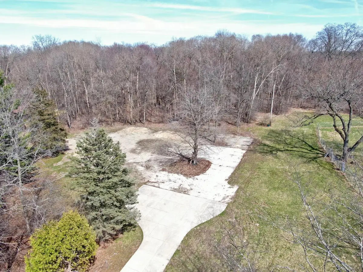 1365 N MORGAN ROAD, Oconomowoc, WI 53066 - #1