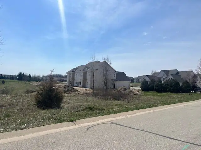 1834 Woodland WAY #430-1, Slinger, WI 53086 - #2