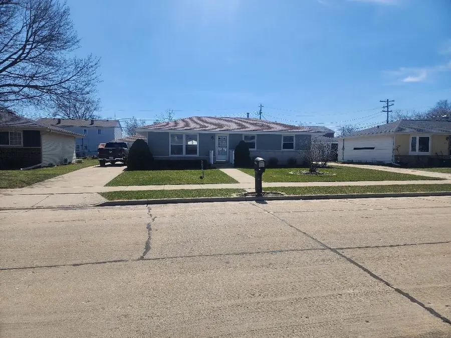 725 Sydney DRIVE, Racine, WI 53402 - #2