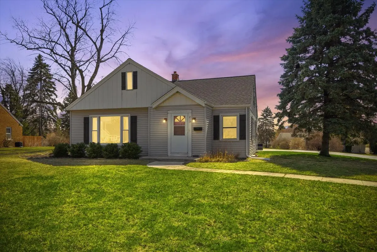 213 E Douglas STREET, Port Washington, WI 53074 - #1