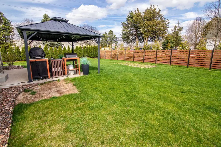 501 Pine Hollow PLACE, Watertown, WI 53094 - #3