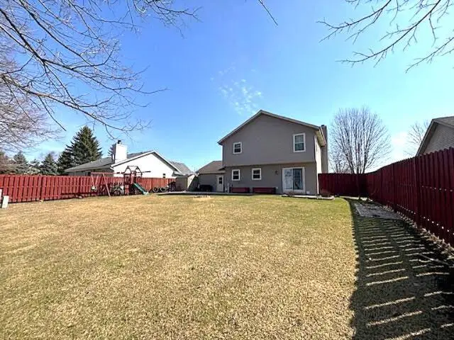 1661 Falcon DRIVE, Hartford, WI 53027 - #3