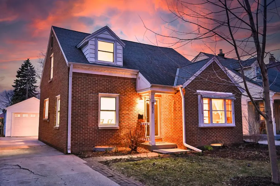 2625 N 65th STREET, Wauwatosa, WI 53213 - #3