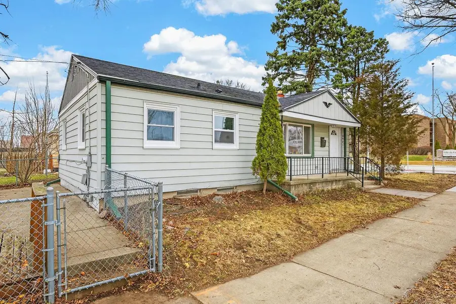 8901 W Lisbon AVENUE #8903, Milwaukee, WI 53222 - #2