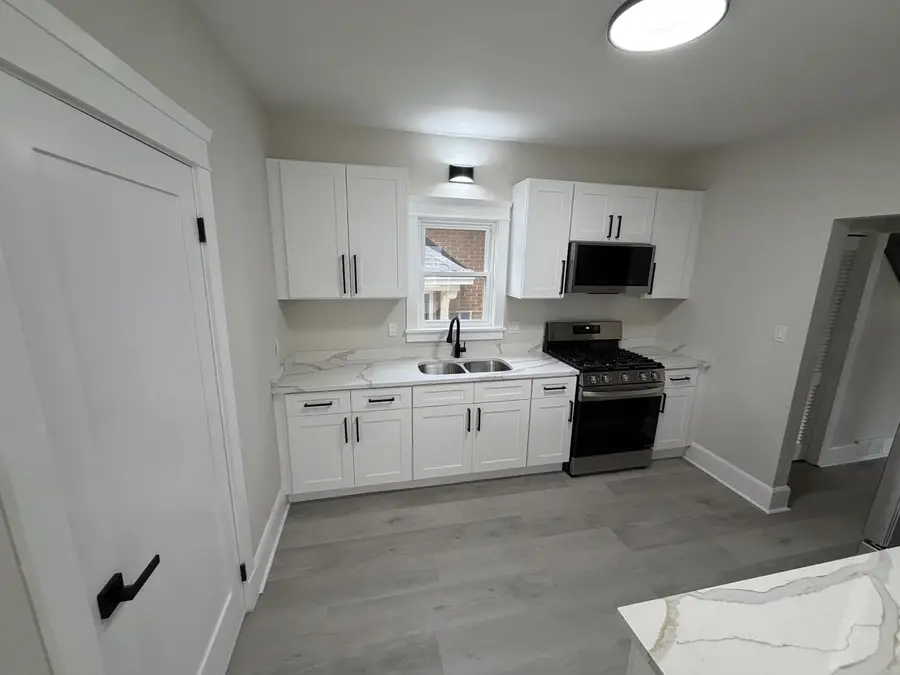 1624 Carlisle AVENUE, Racine, WI 53404 - #2