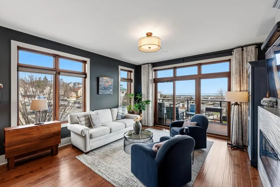 201 E Main STREET #203, Port Washington, WI 53074 - #2