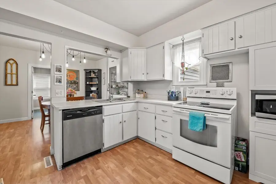 625 N Main STREET, Hartford, WI 53027 - #2