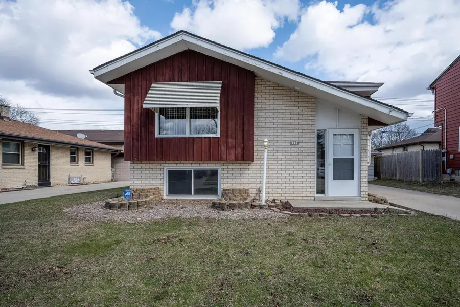 4954 N 85th STREET, Milwaukee, WI 53225 - #2
