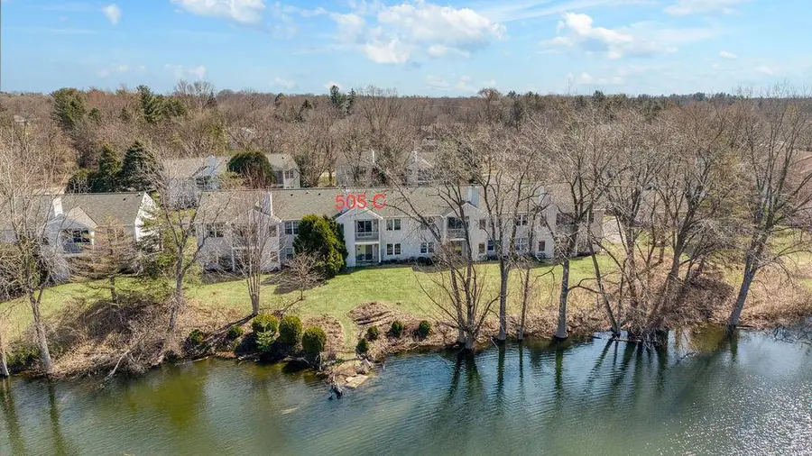 505 Lake Bluff ROAD #Unit C, Thiensville, WI 53092 - #2