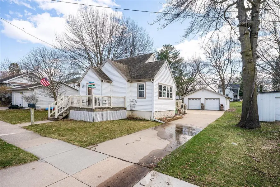 421 E Broadway STREET, Viroqua, WI 54665 - #2