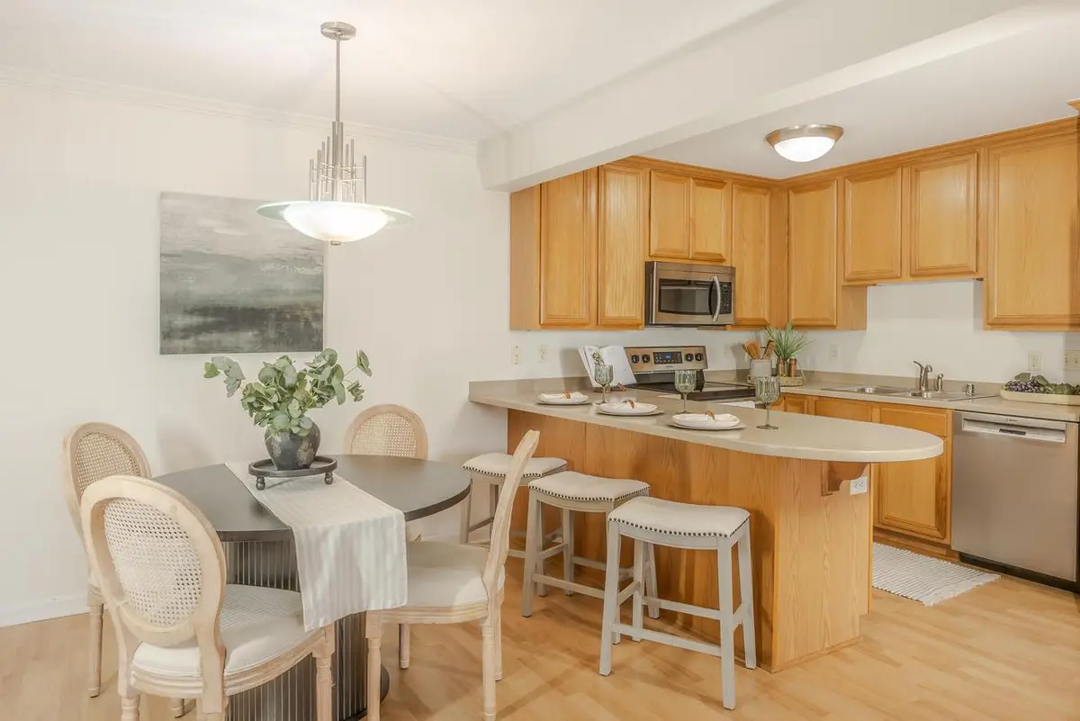 1108 N Milwaukee STREET #320, Milwaukee, WI 53202 - #1