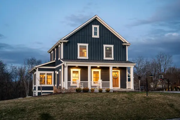 W273N6856 Pintail COURT, Lisbon, WI 53089