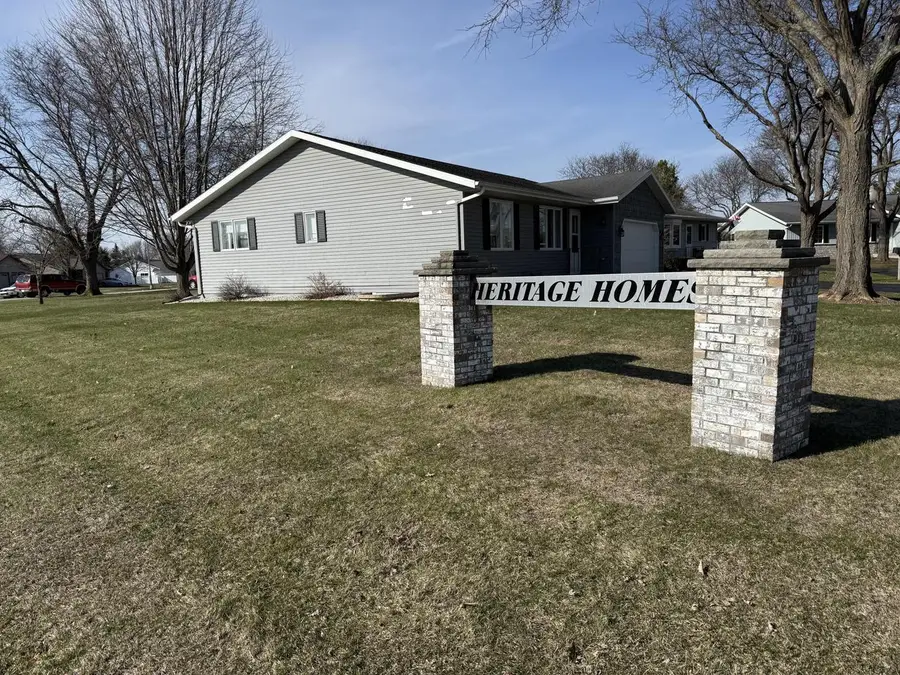 15 Heritage LANE #10, Fond Du Lac, WI 54935 - #3