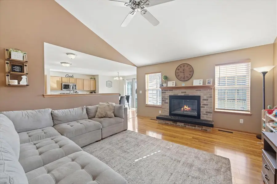 1418 Center STREET, Hartford, WI 53027 - #3