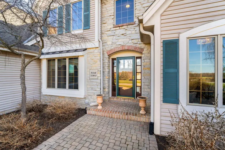 W316S8904 Laurens PARKWAY, Mukwonago, WI 53149 - #3