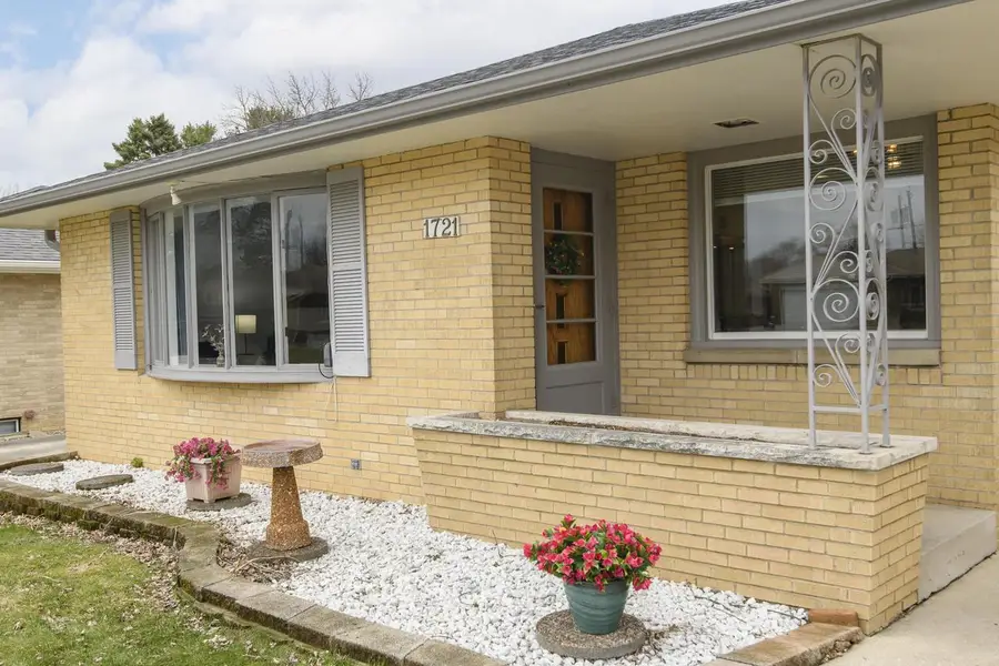 1721 Walnut STREET, South Milwaukee, WI 53172 - #2