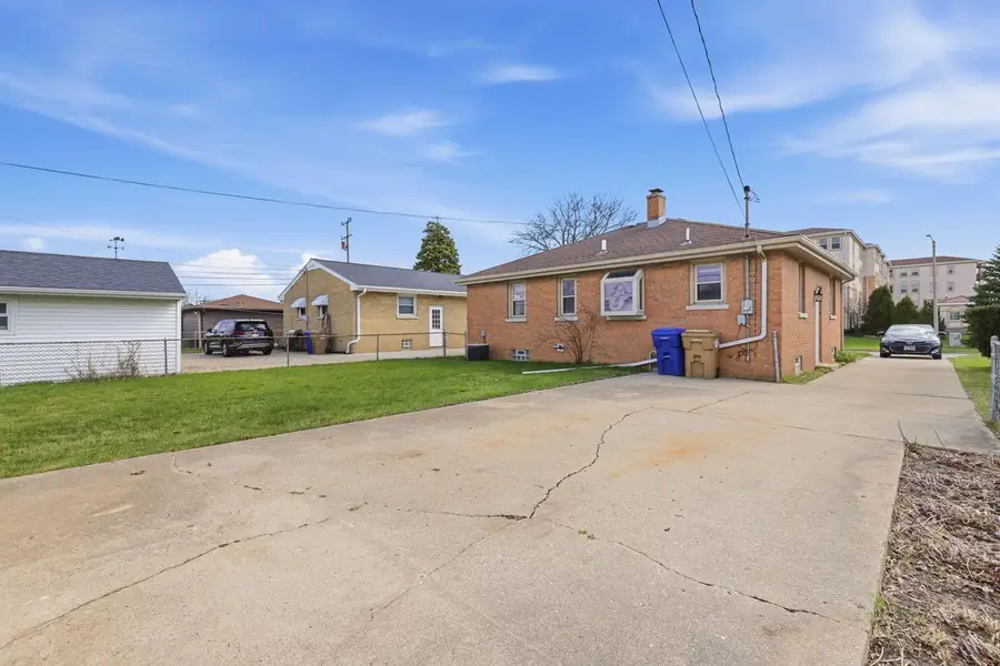 3512 Sheridan ROAD, Kenosha, WI 53140 - #3