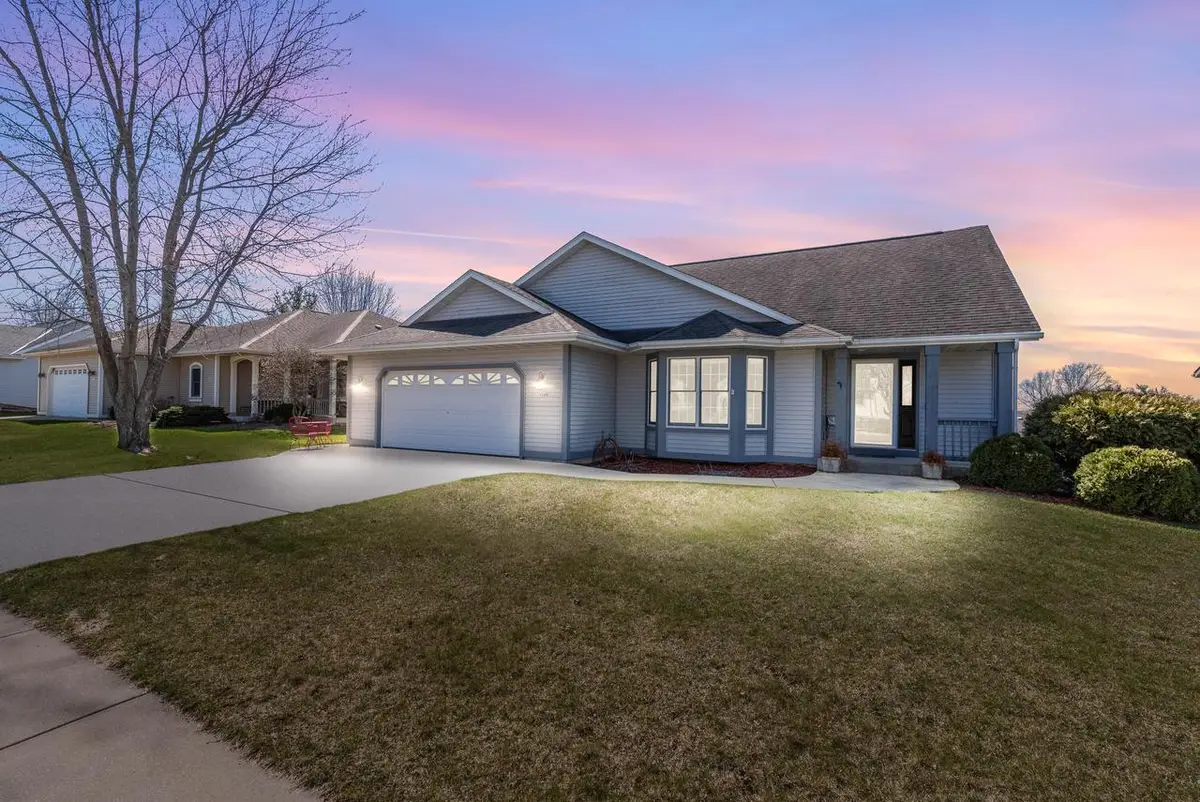 1245 Garfield LANE, Hartford, WI 53027 - #1