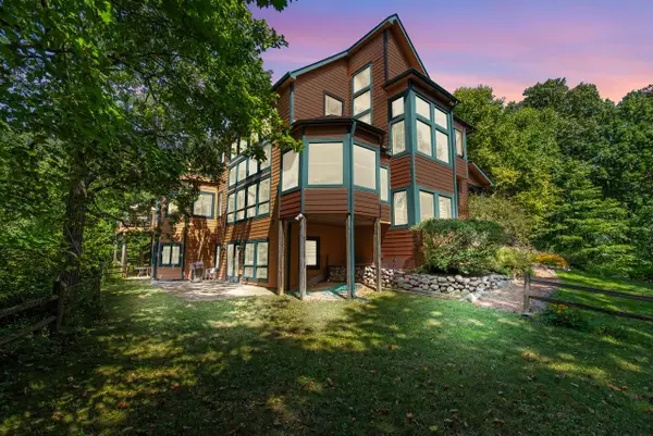 3659 Cedar Creek COURT, Jackson, WI 53037