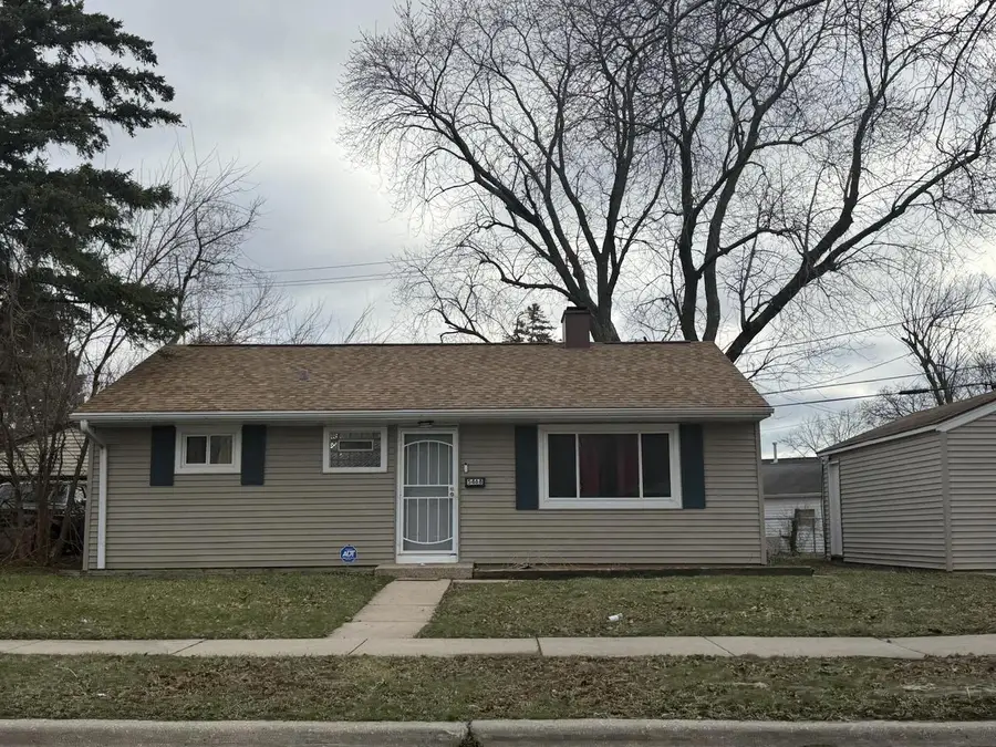 5468 N STRATHMORE AVENUE, Milwaukee, WI 53218 - #2