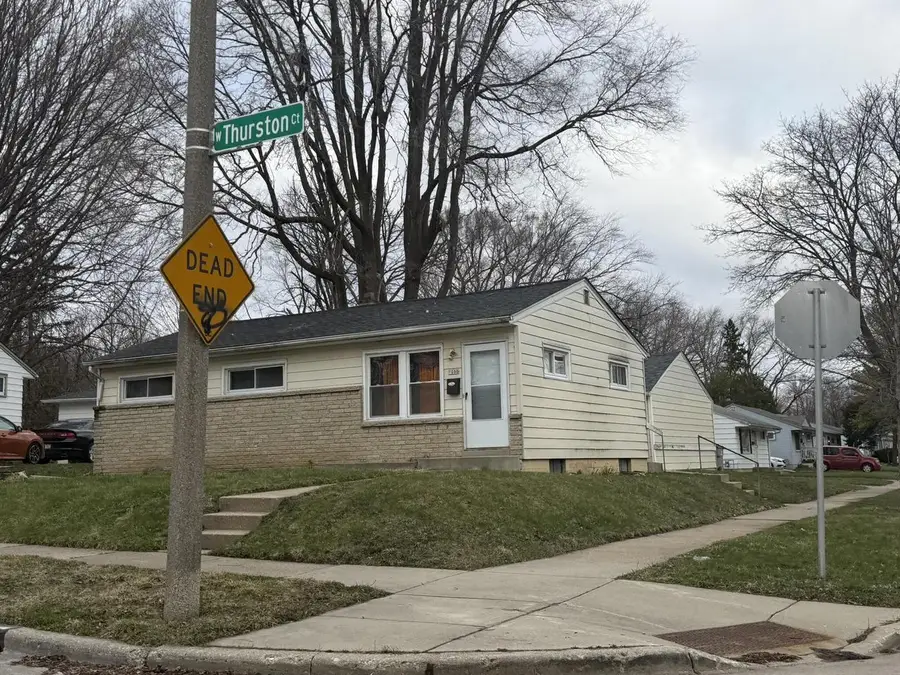 7000 W Thurston COURT, Milwaukee, WI 53218 - #3