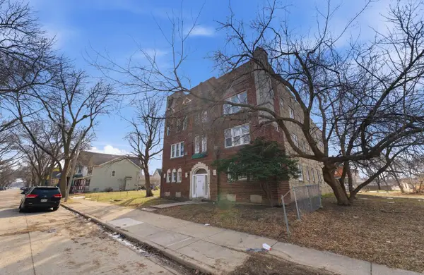 2453 N 17th STREET, Milwaukee, WI 53206