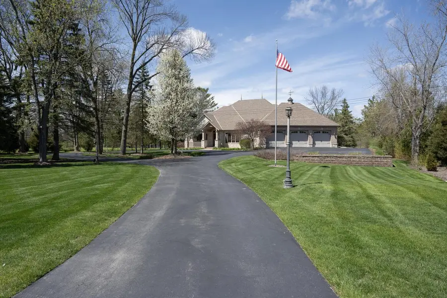 1512 W County Line ROAD, Mequon, WI 53092 - #3
