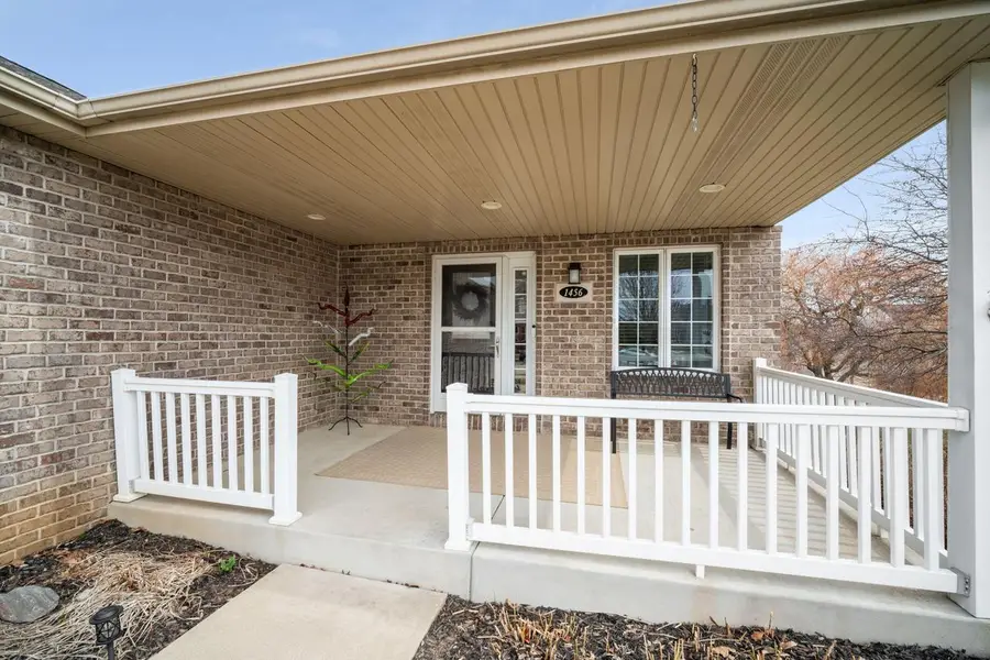 1456 Dovetail DRIVE, Hartford, WI 53027 - #2