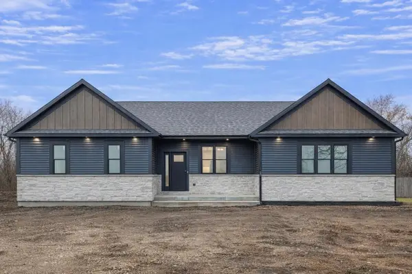 12212 Sheridan ROAD, Pleasant Prairie, WI 53158